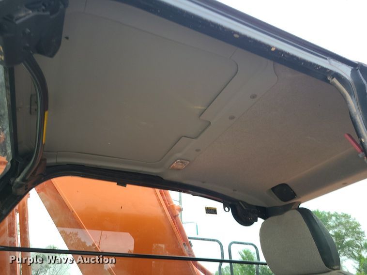 image for item DC6020 2018 Hitachi ZX350LC-6N  excavator