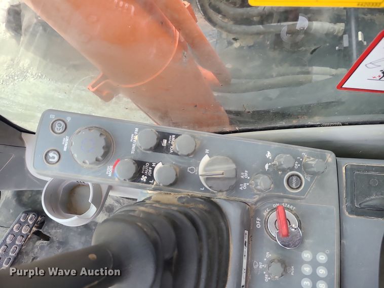 image for item DC6020 2018 Hitachi ZX350LC-6N  excavator