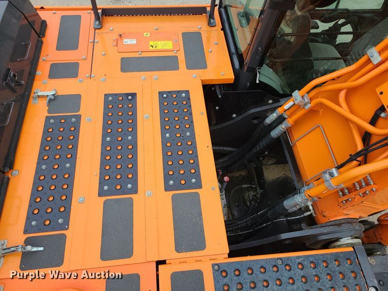 image for item DC6020 2018 Hitachi ZX350LC-6N  excavator