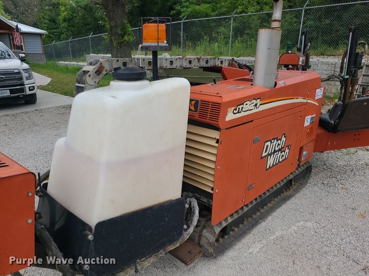 image for item DC6021 2005 Ditch Witch JT921  directional boring unit