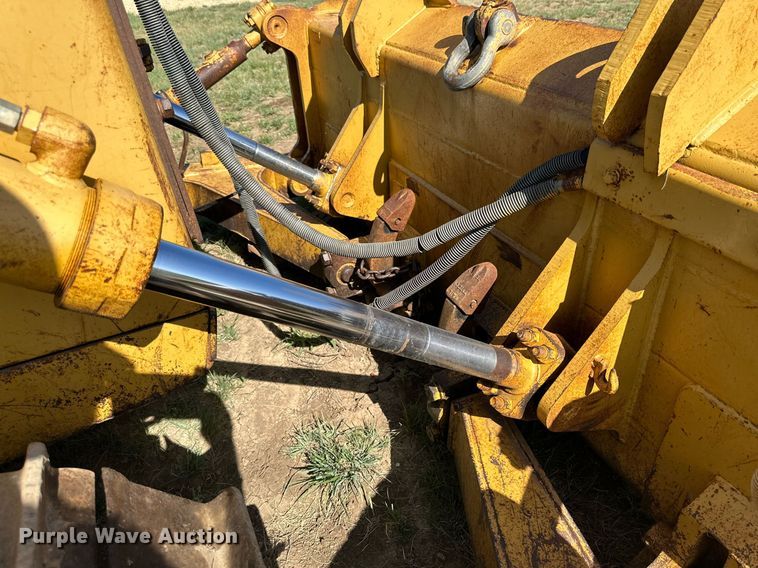 image for item DH8575 1995 Caterpillar D4XL  dozer