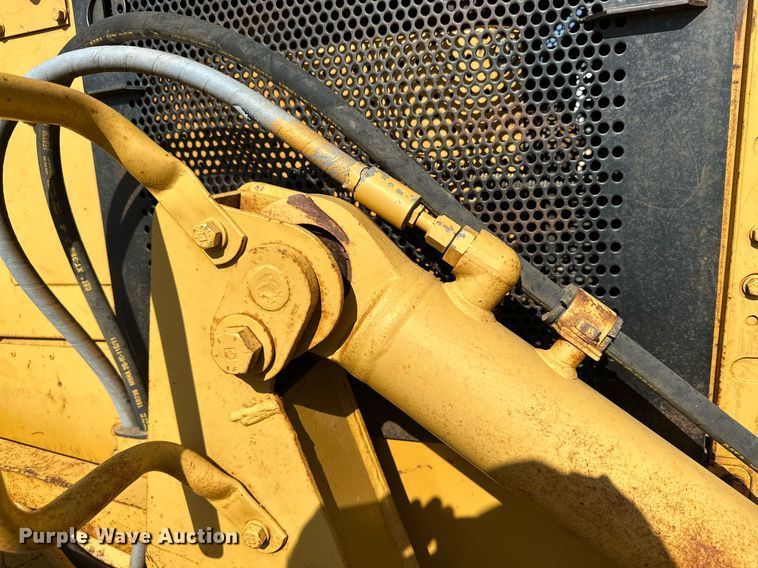 image for item DH8575 1995 Caterpillar D4XL  dozer