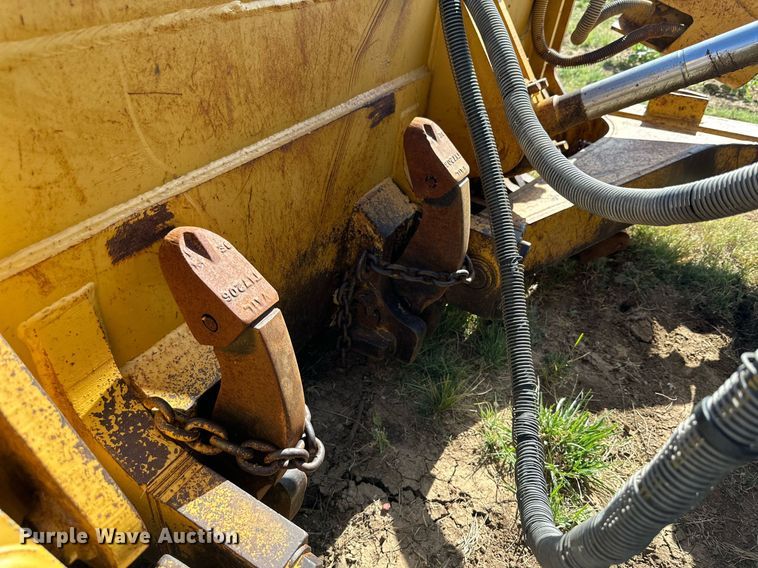 image for item DH8575 1995 Caterpillar D4XL  dozer