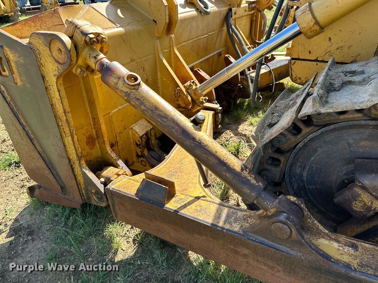 image for item DH8575 1995 Caterpillar D4XL  dozer