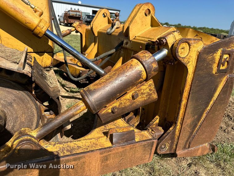 image for item DH8575 1995 Caterpillar D4XL  dozer