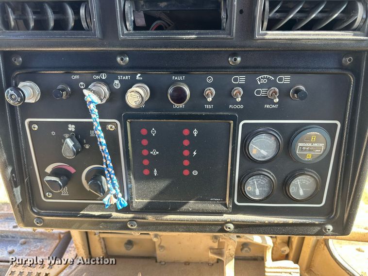 image for item DH8575 1995 Caterpillar D4XL  dozer