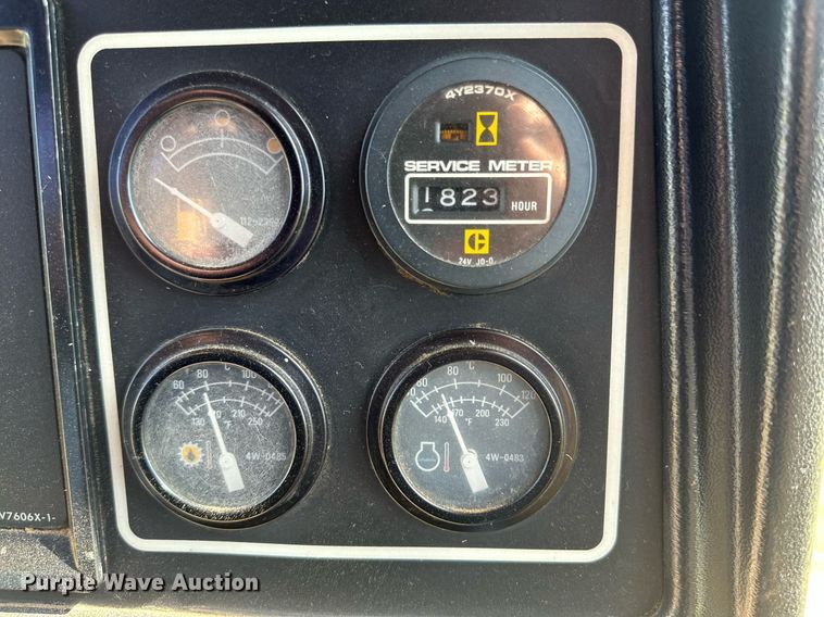 image for item DH8575 1995 Caterpillar D4XL  dozer