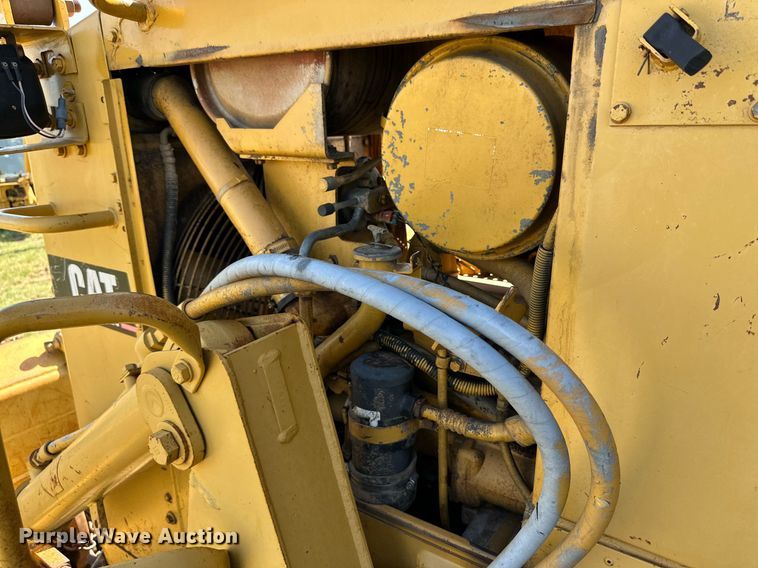 image for item DH8575 1995 Caterpillar D4XL  dozer