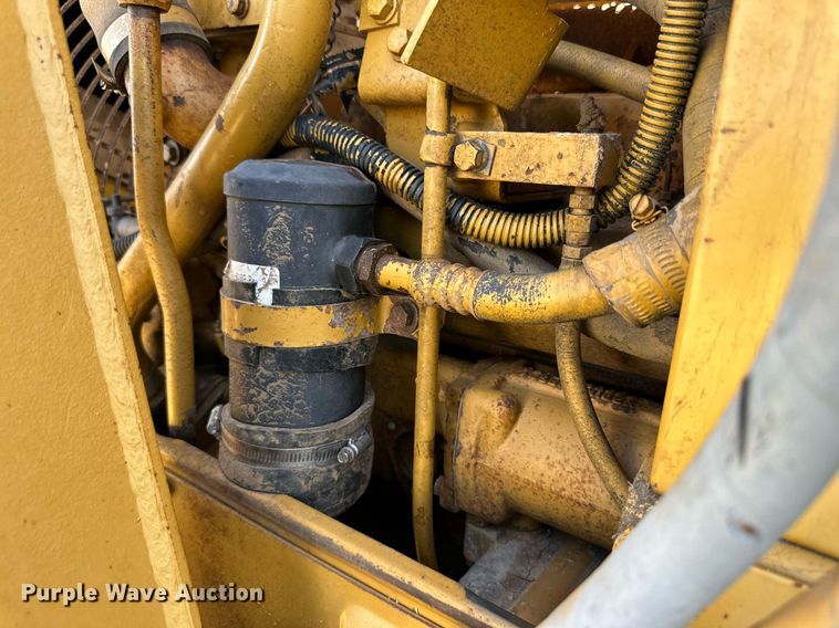 image for item DH8575 1995 Caterpillar D4XL  dozer