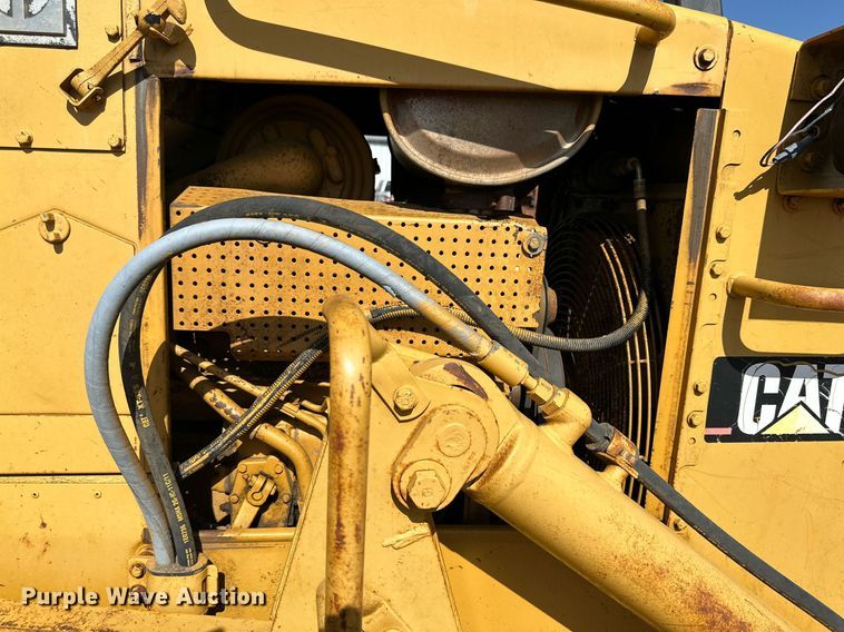 image for item DH8575 1995 Caterpillar D4XL  dozer