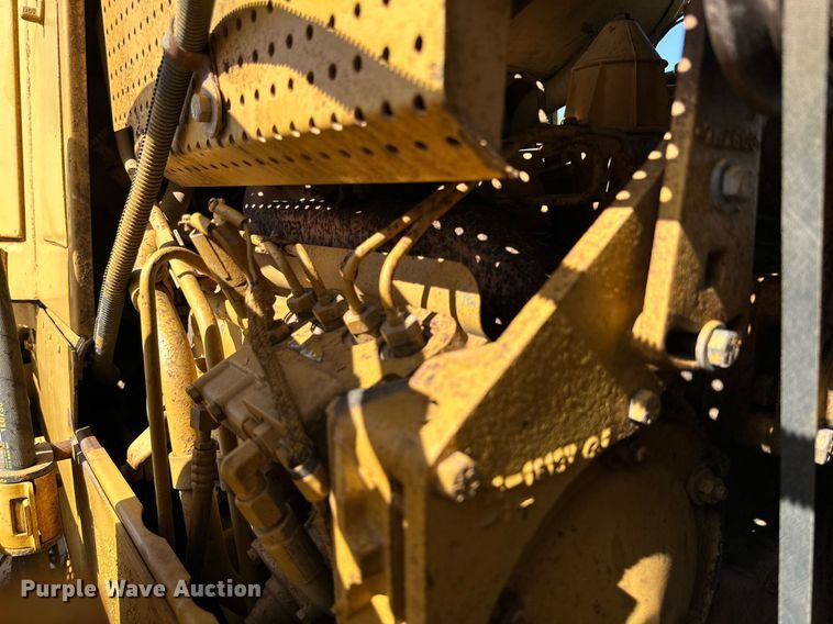 image for item DH8575 1995 Caterpillar D4XL  dozer