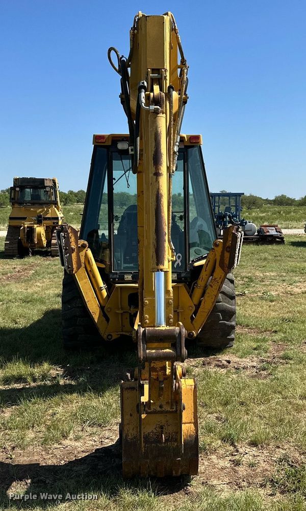 image for item DH8576 2002 Caterpillar 430D  backhoe