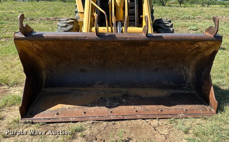 image for item DH8576 2002 Caterpillar 430D  backhoe