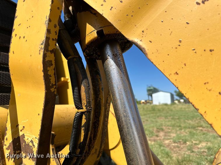 image for item DH8576 2002 Caterpillar 430D  backhoe