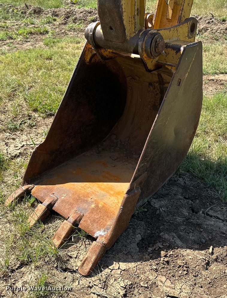 image for item DH8576 2002 Caterpillar 430D  backhoe