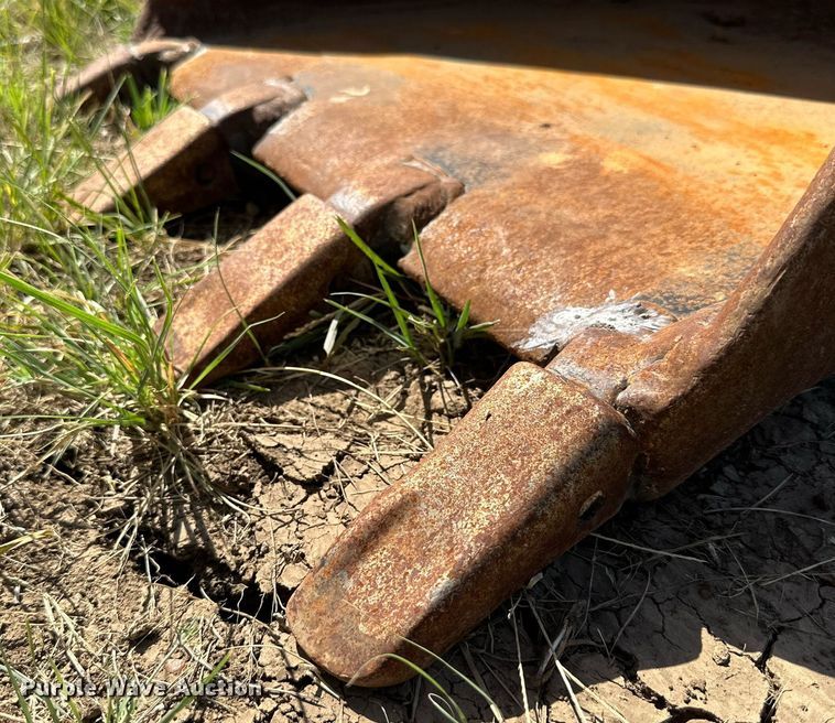 image for item DH8576 2002 Caterpillar 430D  backhoe