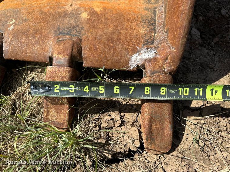 image for item DH8576 2002 Caterpillar 430D  backhoe