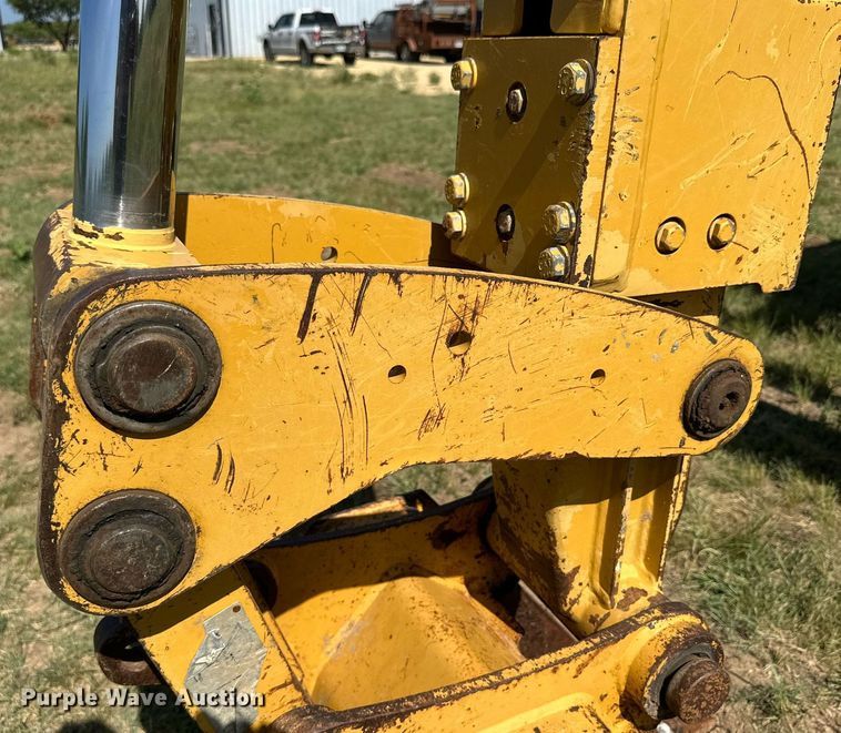 image for item DH8576 2002 Caterpillar 430D  backhoe