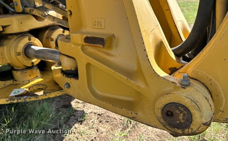 image for item DH8576 2002 Caterpillar 430D  backhoe