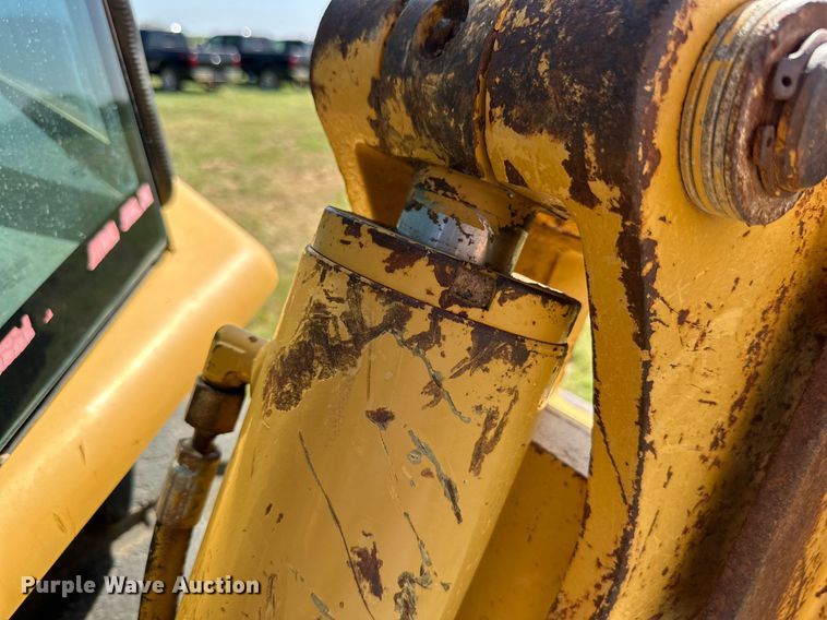 image for item DH8576 2002 Caterpillar 430D  backhoe