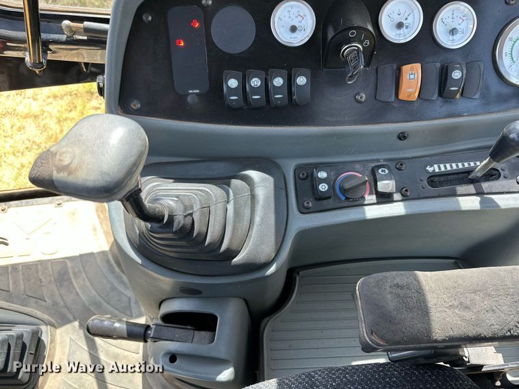 image for item DH8576 2002 Caterpillar 430D  backhoe