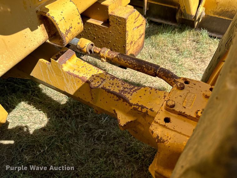 image for item DH8576 2002 Caterpillar 430D  backhoe