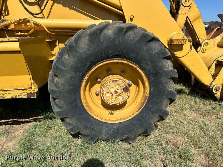 image for item DH8576 2002 Caterpillar 430D  backhoe