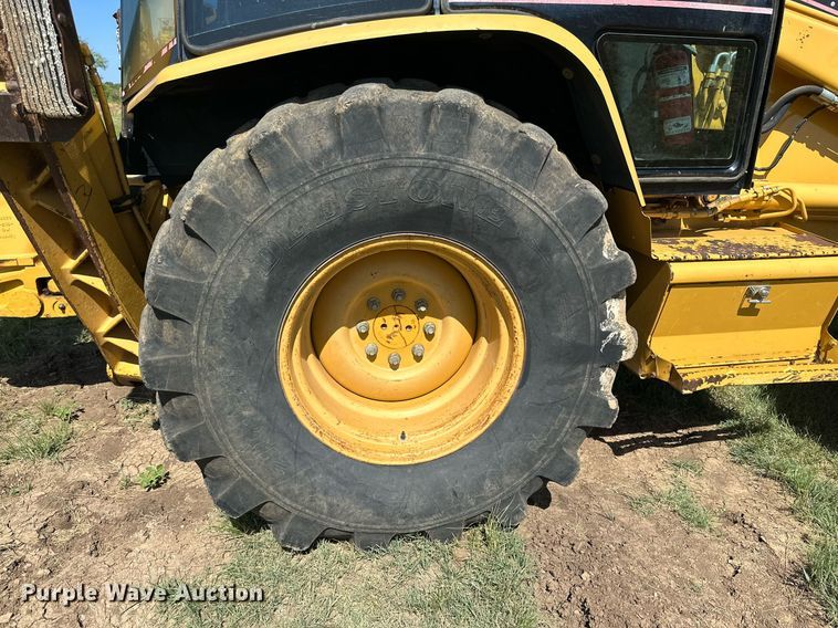 image for item DH8576 2002 Caterpillar 430D  backhoe