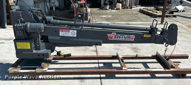 image for item DI7898 Venturo 12 KX truck crane