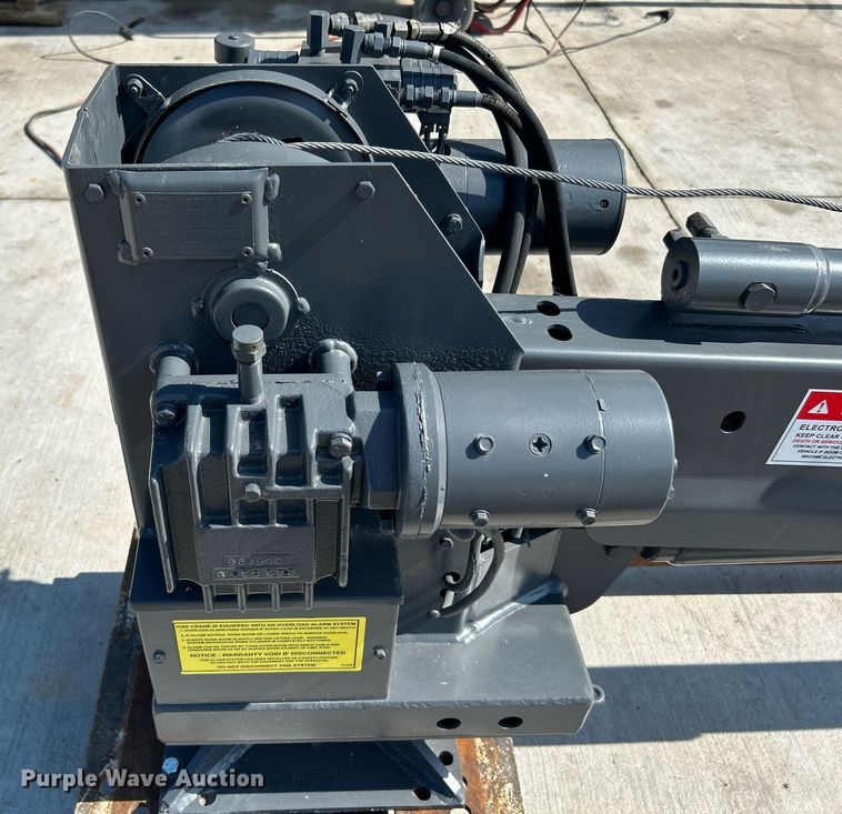 image for item DI7898 Venturo 12 KX truck crane