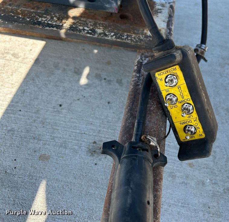 image for item DI7898 Venturo 12 KX truck crane