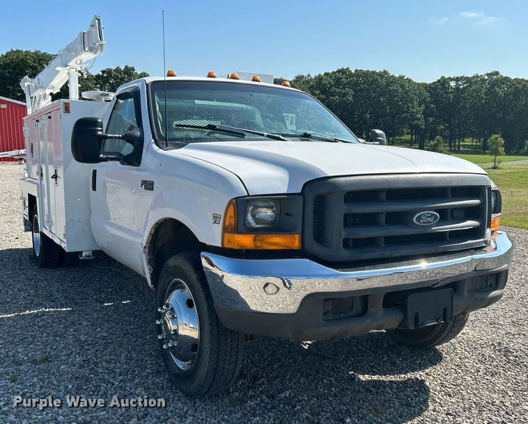 image for item DI7900 1999 Ford F450 Super Duty  utility / service truck