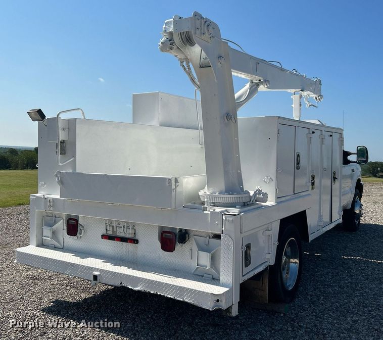 image for item DI7900 1999 Ford F450 Super Duty  utility / service truck