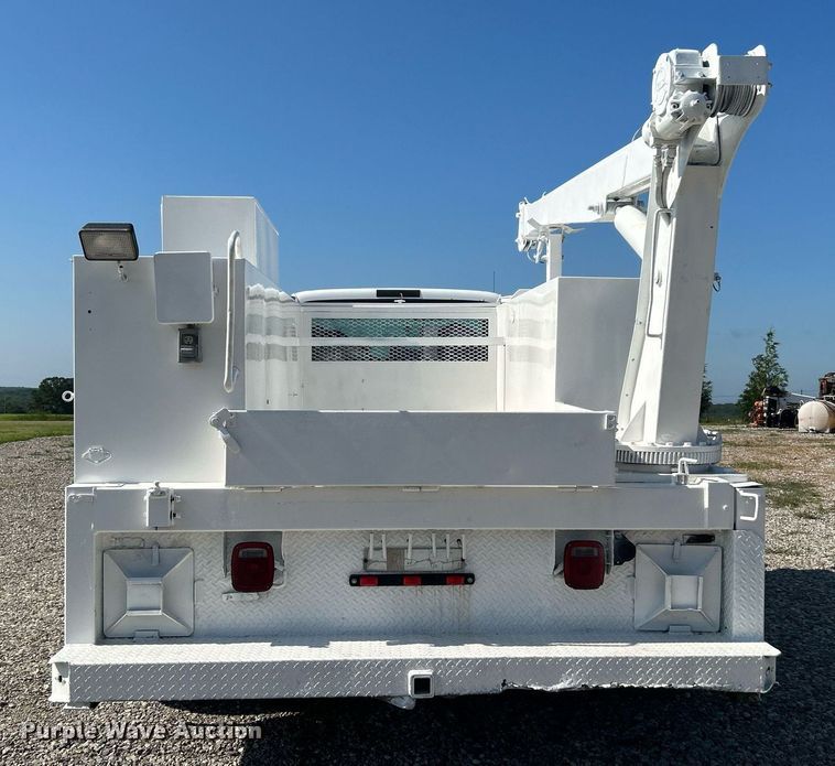 image for item DI7900 1999 Ford F450 Super Duty  utility / service truck