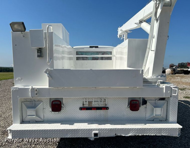 image for item DI7900 1999 Ford F450 Super Duty  utility / service truck