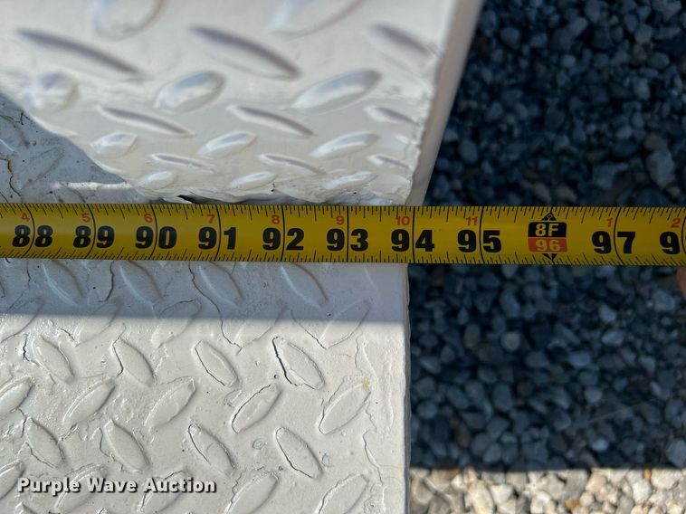 image for item DI7900 1999 Ford F450 Super Duty  utility / service truck