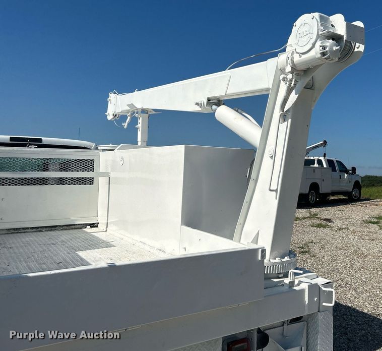 image for item DI7900 1999 Ford F450 Super Duty  utility / service truck