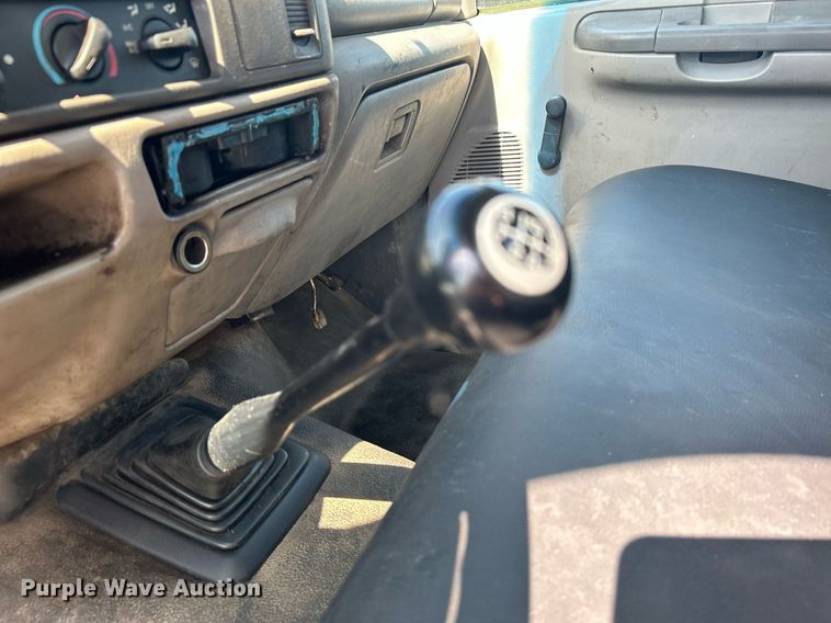 image for item DI7900 1999 Ford F450 Super Duty  utility / service truck