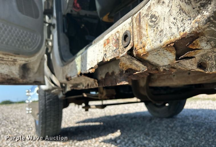 image for item DI7900 1999 Ford F450 Super Duty  utility / service truck