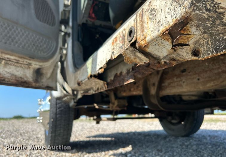 image for item DI7900 1999 Ford F450 Super Duty  utility / service truck