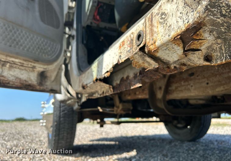 image for item DI7900 1999 Ford F450 Super Duty  utility / service truck