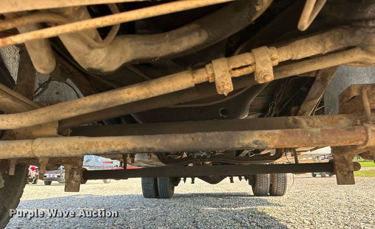 image for item DI7900 1999 Ford F450 Super Duty  utility / service truck