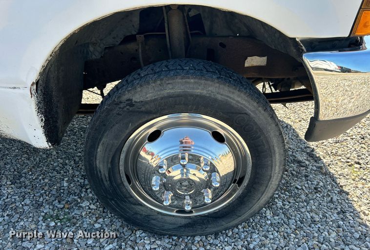 image for item DI7900 1999 Ford F450 Super Duty  utility / service truck