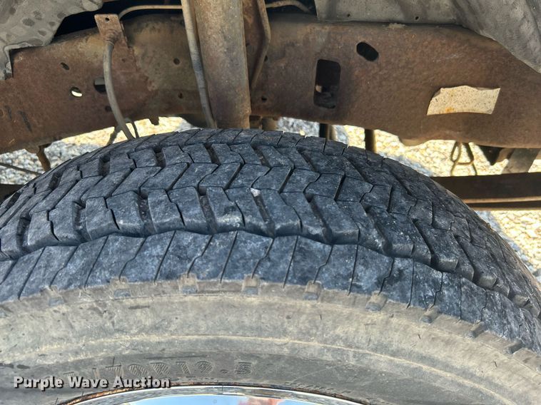 image for item DI7900 1999 Ford F450 Super Duty  utility / service truck