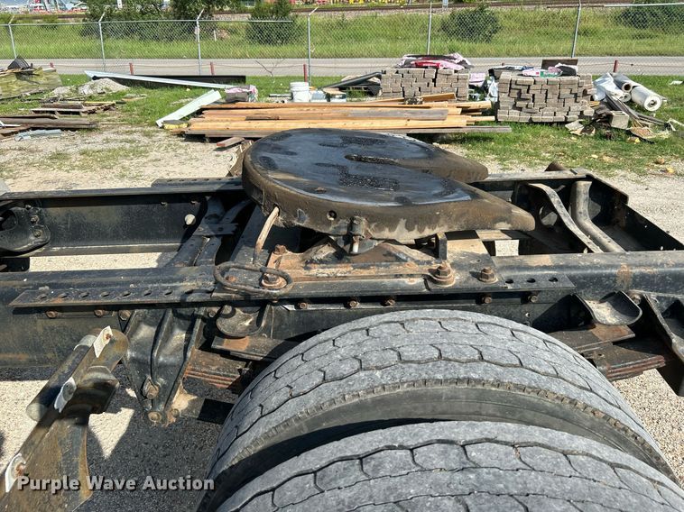 image for item DI7902 1996 International 8200  semi truck