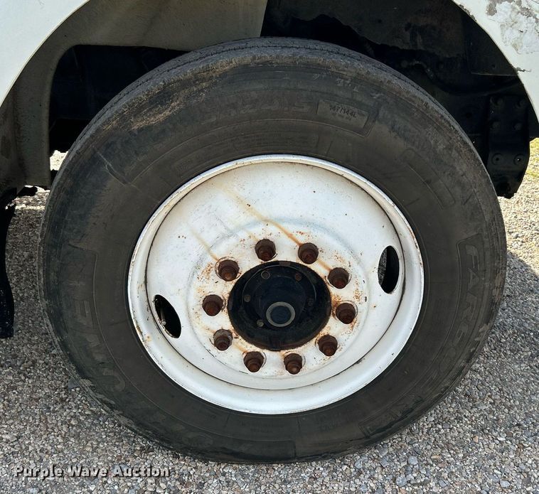 image for item DI7902 1996 International 8200  semi truck