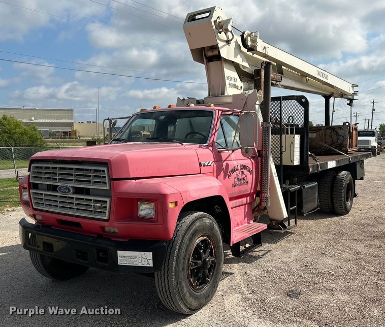image for item DI7904 1990 Ford F800  crane truck