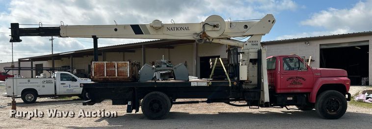 image for item DI7904 1990 Ford F800  crane truck