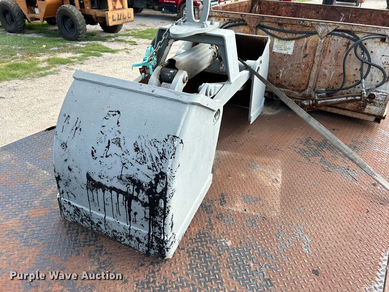 image for item DI7904 1990 Ford F800  crane truck