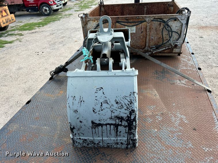 image for item DI7904 1990 Ford F800  crane truck